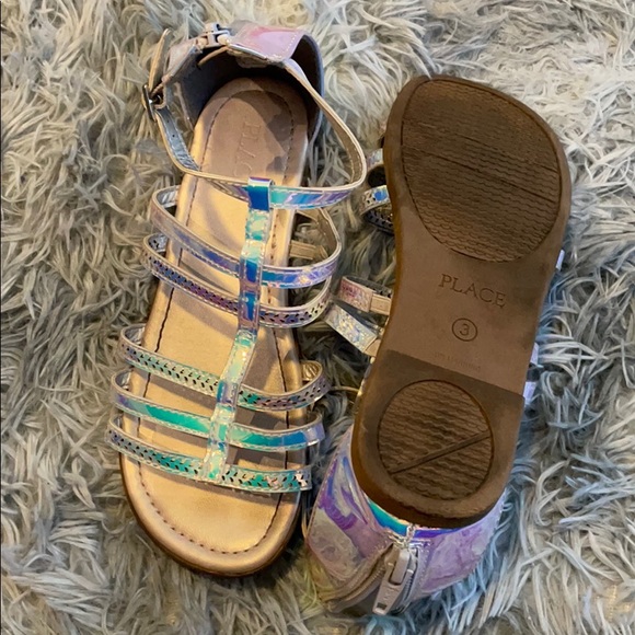 Girls Shiny Metallic Gladiator Sandals 🩵 Size 3, Mermaid Vibes 🧜🏻♀️✨ - Picture 2 of 3